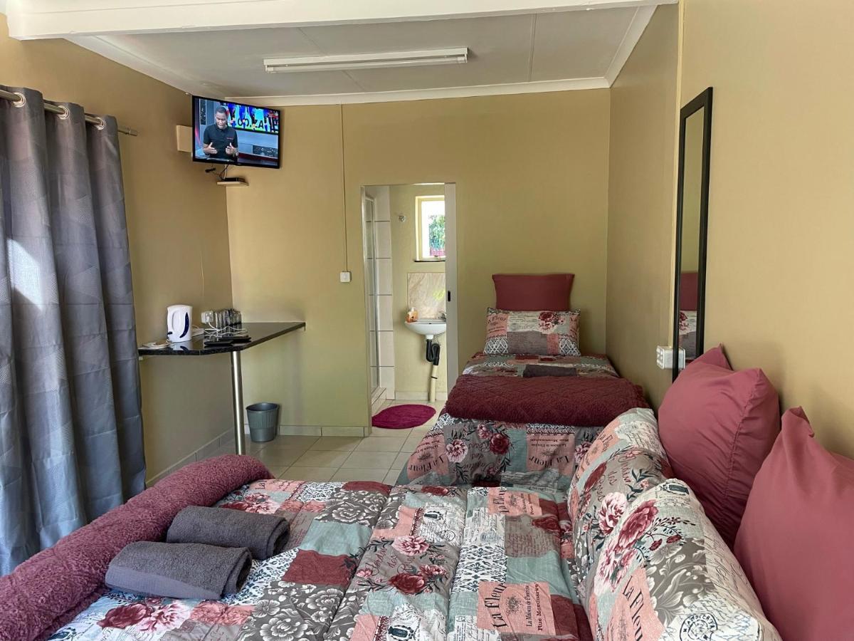 4 On Sirius Hotel Polokwane Ngoại thất bức ảnh