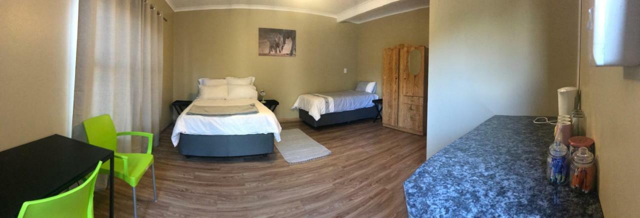 4 On Sirius Hotel Polokwane Ngoại thất bức ảnh